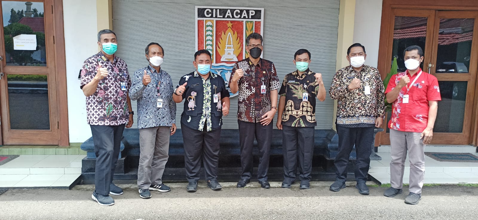 KUNJUNGAN KERJA KOMITE PELAKSANA TANGGUNGJAWAB SOSIAL PERUSAHAAN (TSP) KABUPATEN JEPARA TERKAIT PELAKSANAAN TANGGUNG JAWAB SOSIAL DAN LINGKUNGAN PERUSAHAAN (TJSLP) / CORPORATE SOCIAL RESPOSIBILITY (CSR) DI KABUPATEN CILACAP