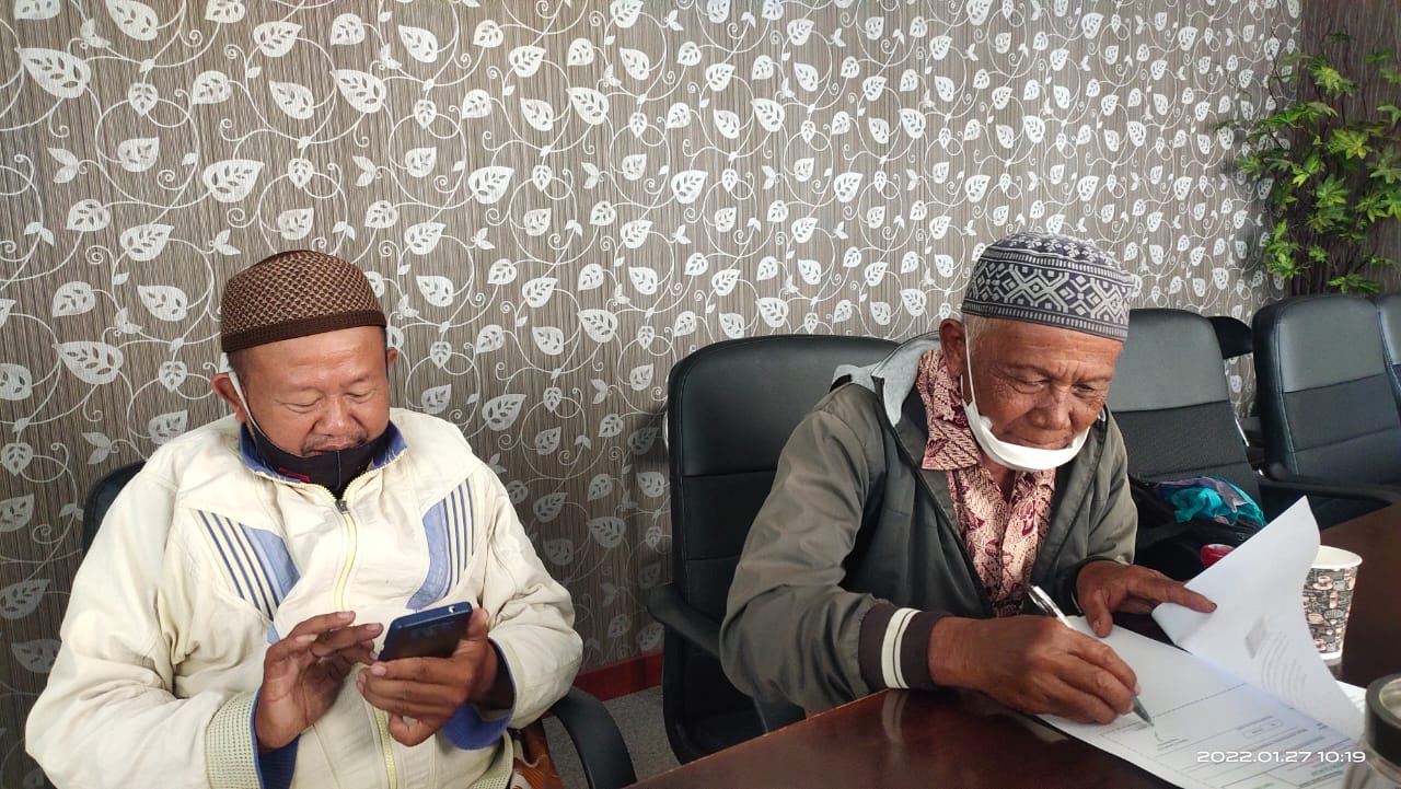 Masjid Al-Muhajirin Desa Penikel Kec. Kampung Laut