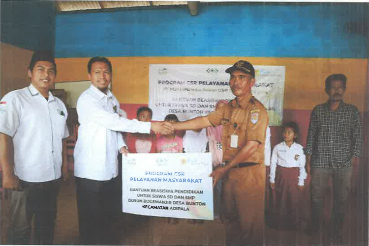 44 anak siswa SD dan SMP Dusun Bogemanjir Desa Bunton Kecamatan Adipala