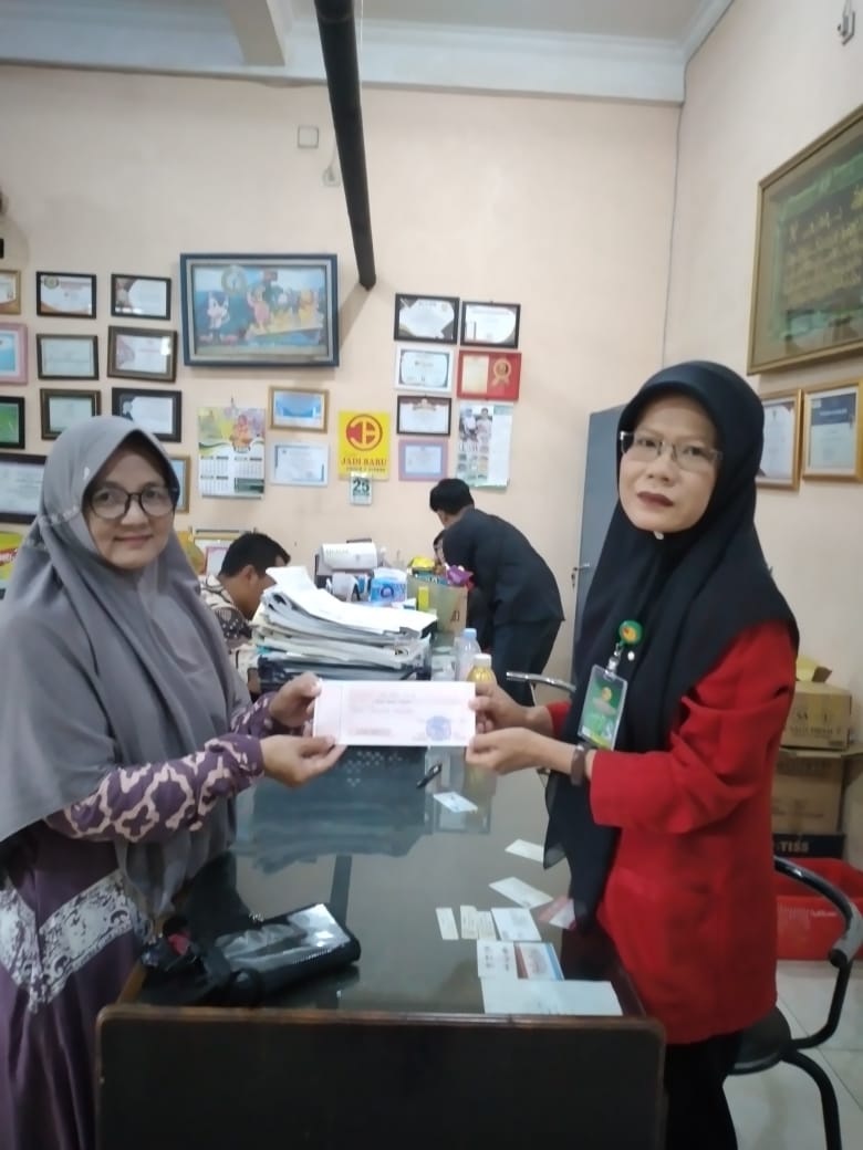 Korban Bencana Tanah Longsor Majenang Desa Cibeunying - PKK Kabupaten Cilacap