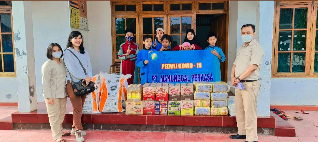 Pemberian bantuan sembako