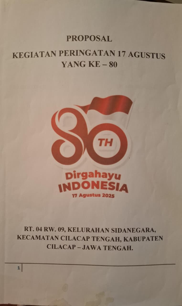 Warga masyarakat yang berada di lingkungan RSU Aprillia Cilacap