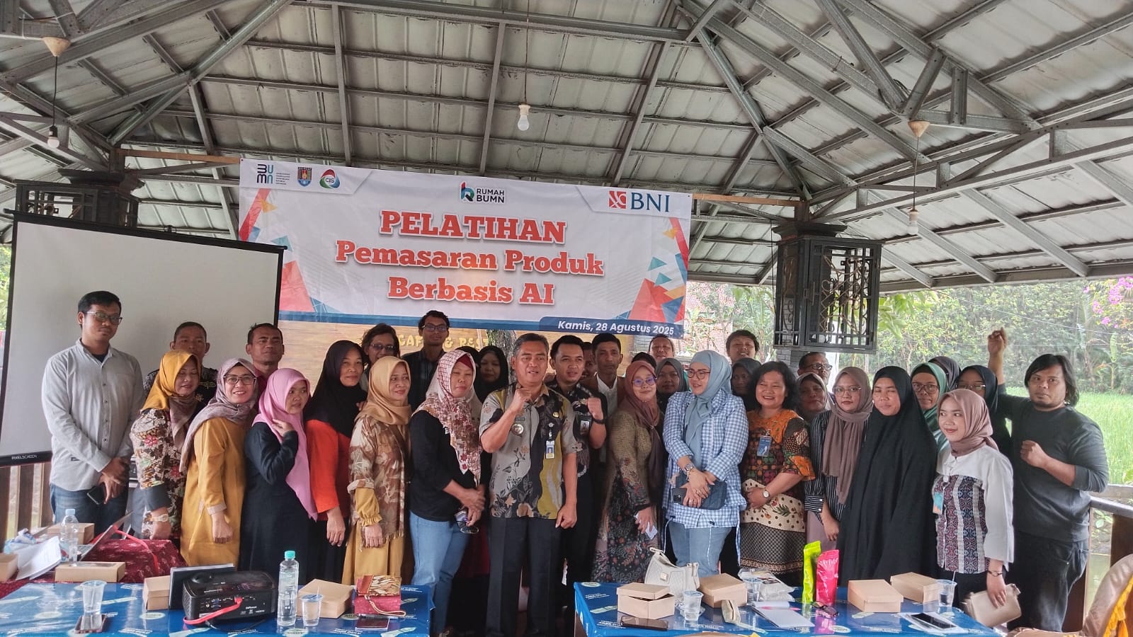 UMKM CILACAP melalui PLUT - RUMAH BUMN - DPKUKM