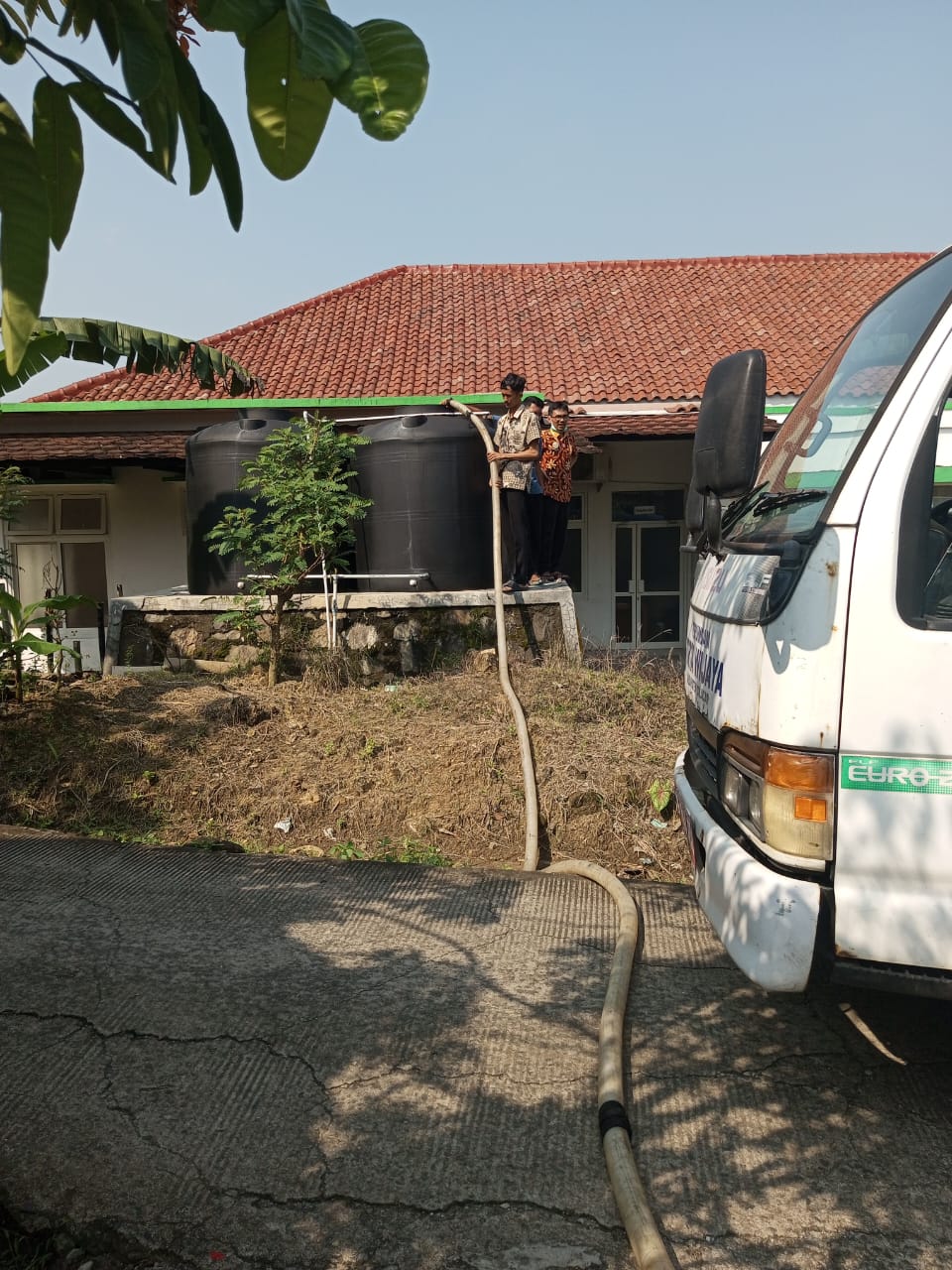 Masyarakat di Lingkungan Perusahaan PDAM Kab. Cilacap