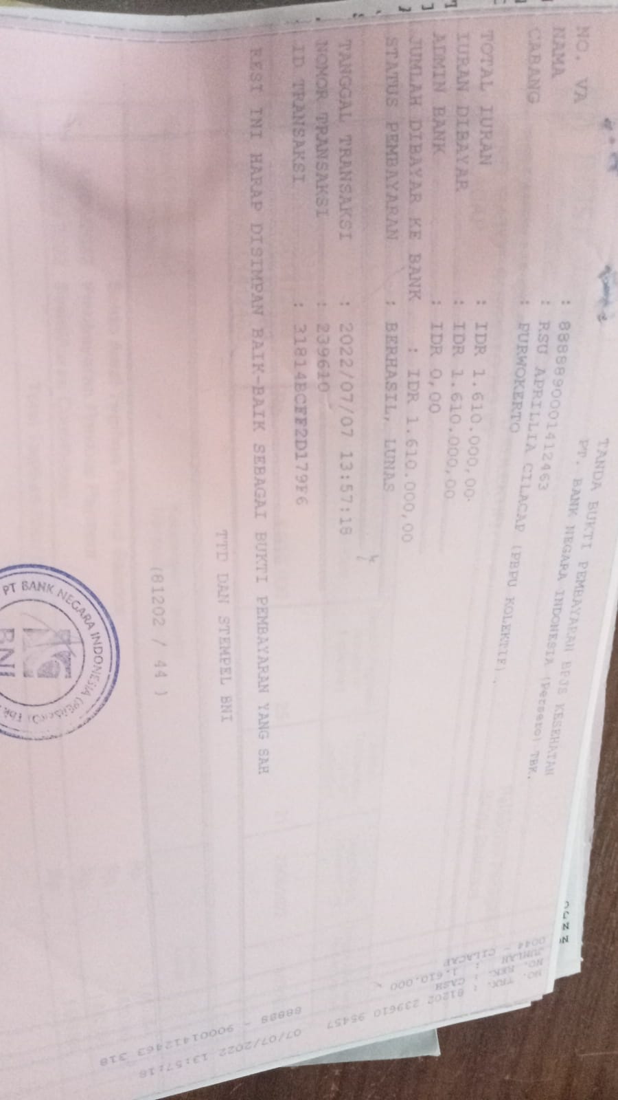 Warga Kecamatan Cilacap Tengah sekitar RSU Aprillia