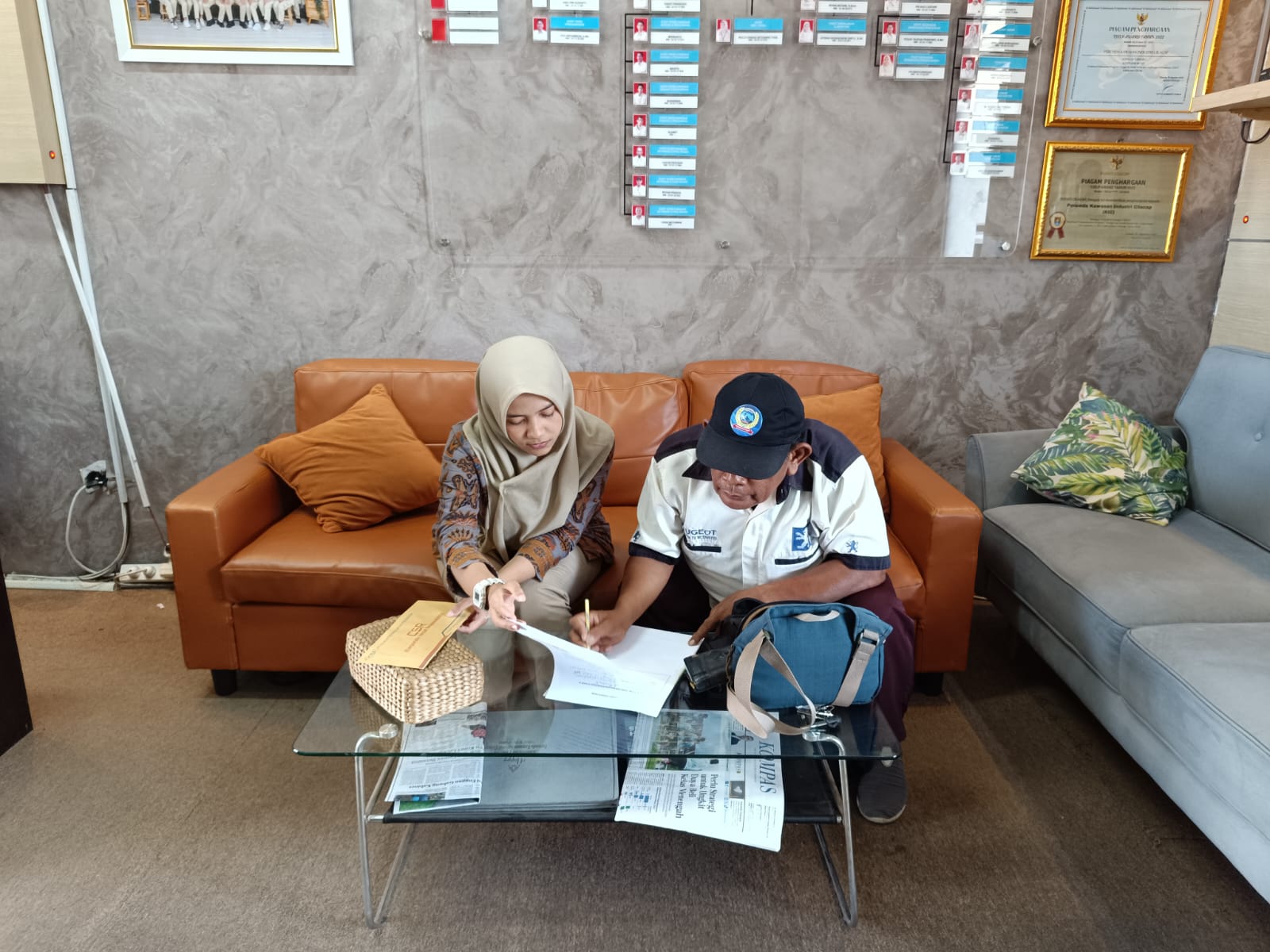 ANAK YATIM PIATU JL.MUNGGUR TIMUR RT 01 RW 11 MERTASINGA