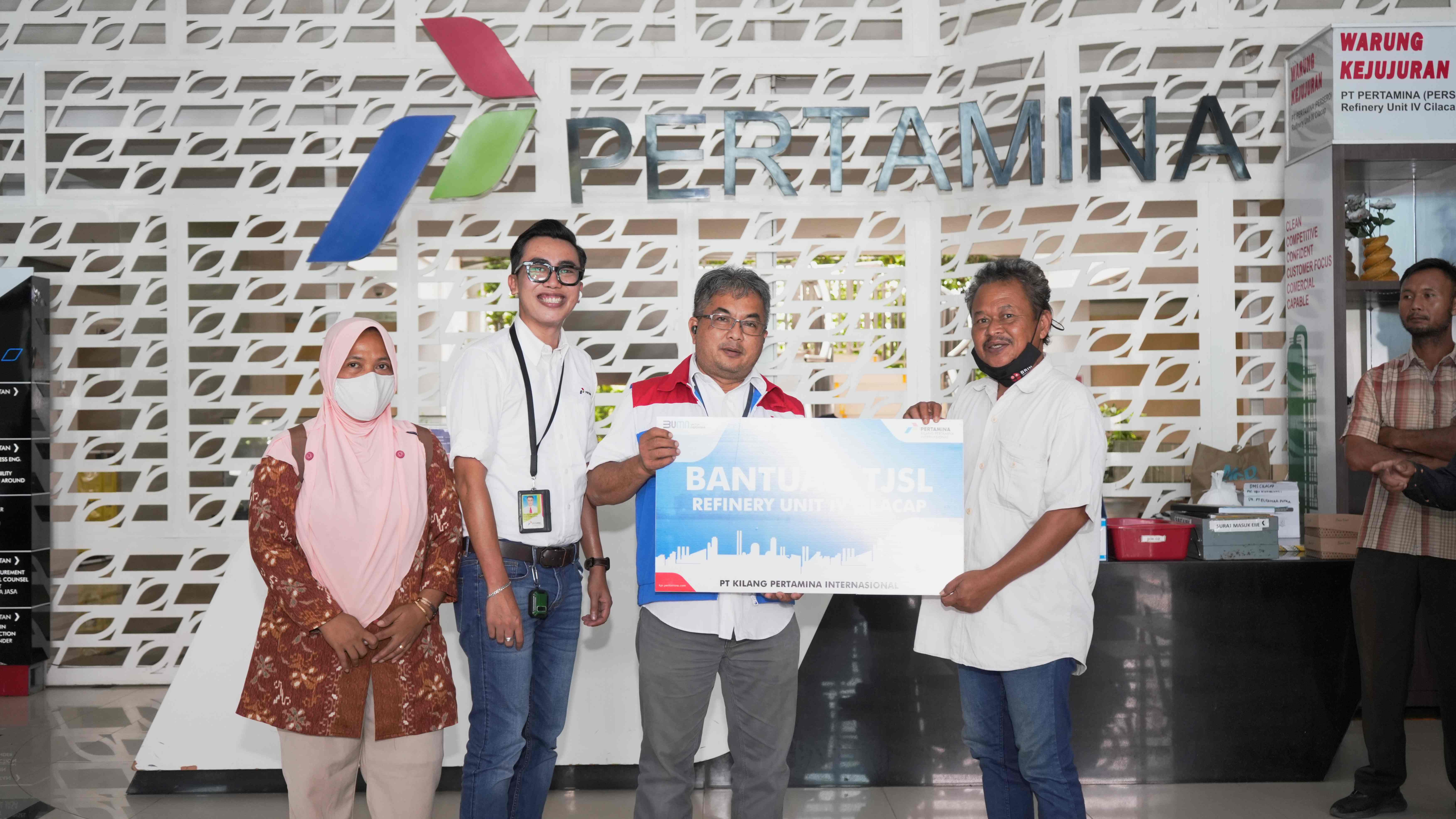 Jalan Lingkungan RT 01 RW 02 Dusun Bendagede di Desa Muktisari RT 01 RW 02, Kecamatan Gandrungmang