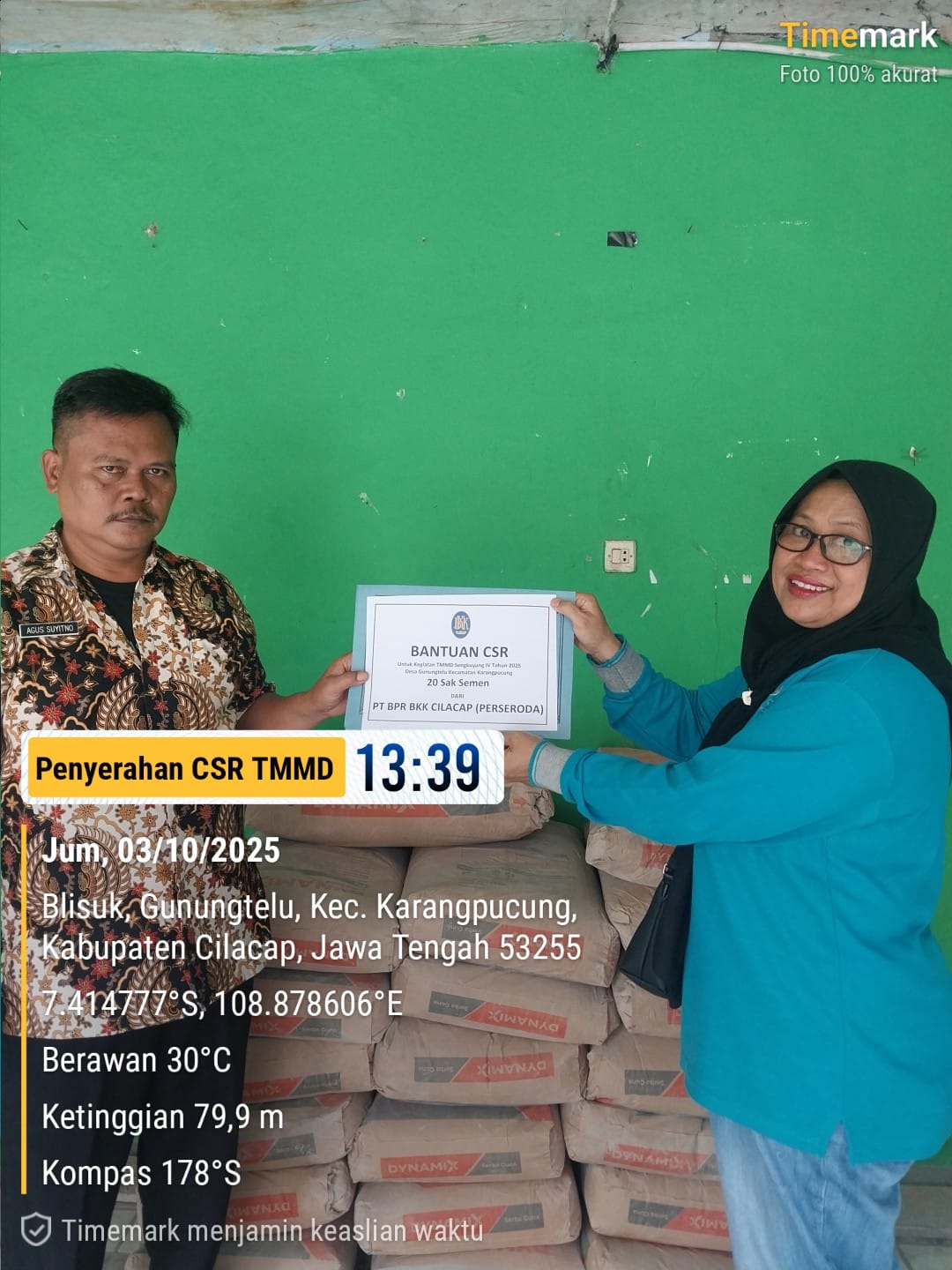 Masyarakat Desa Gunungtelu Karangpucung Kabupaten Cilacap