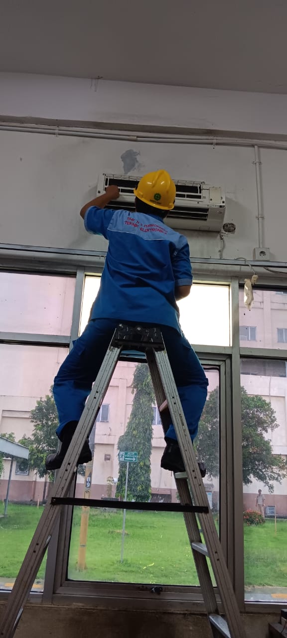 Siswa SMK Negeri 2 Purwokerto