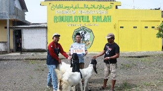 Ponpes Roudlotul Falah, Desa Slarang 