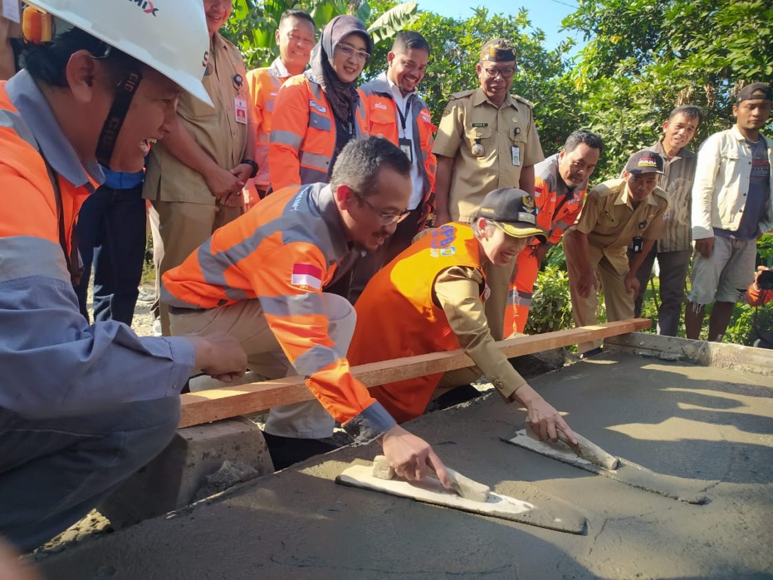 Jalan Kamboja, Desa Kalisabuk, Kec Kesugihan, Kabupaten Cilacap