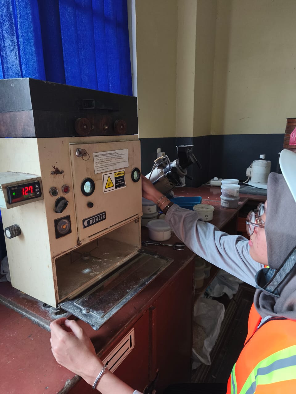 Mahasiswa Universitas Negeri Malang