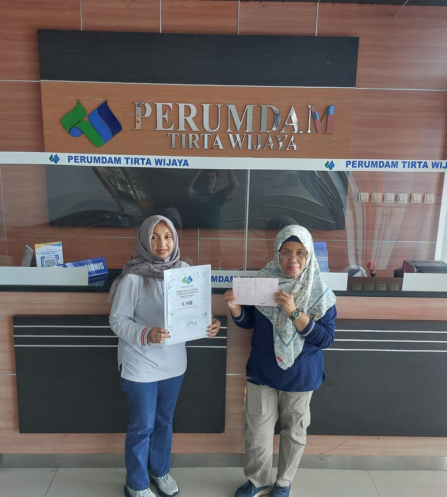 Masyarakat di sekitar Perumdam Tirta Wijaya Kabupaten Cilacap