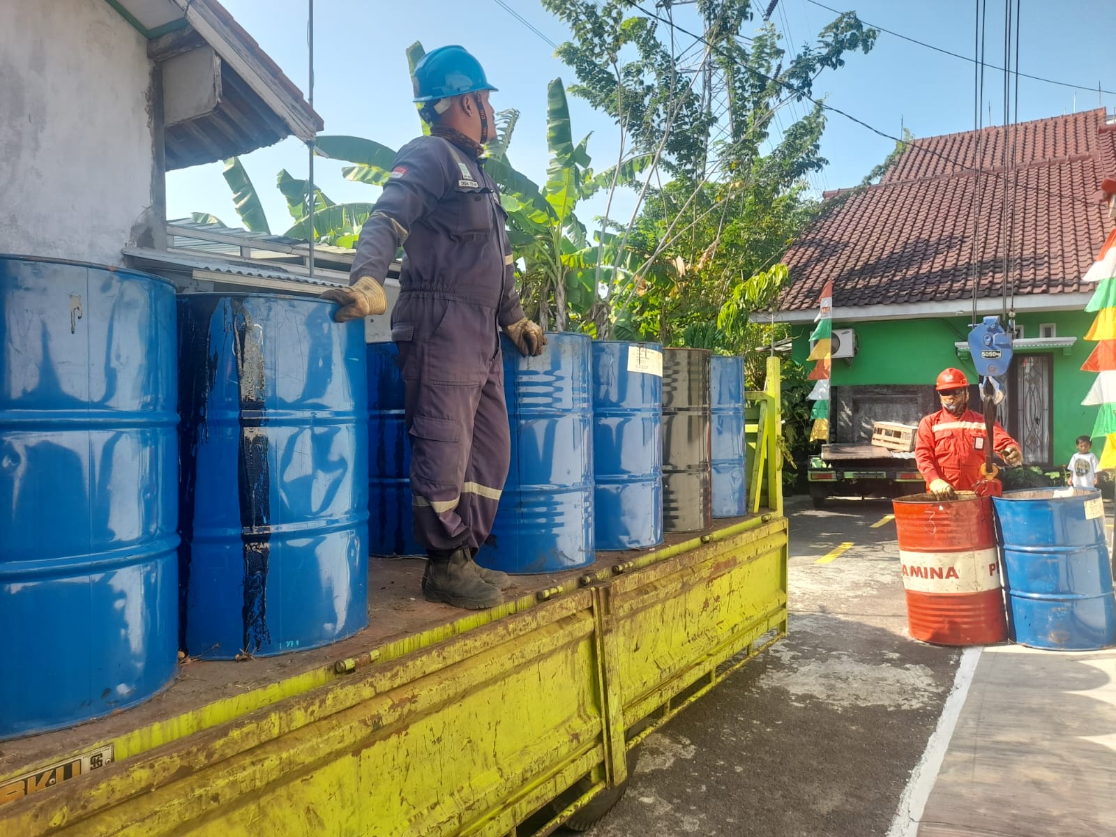 Jalan RT 01/ RW 19, Gumilir