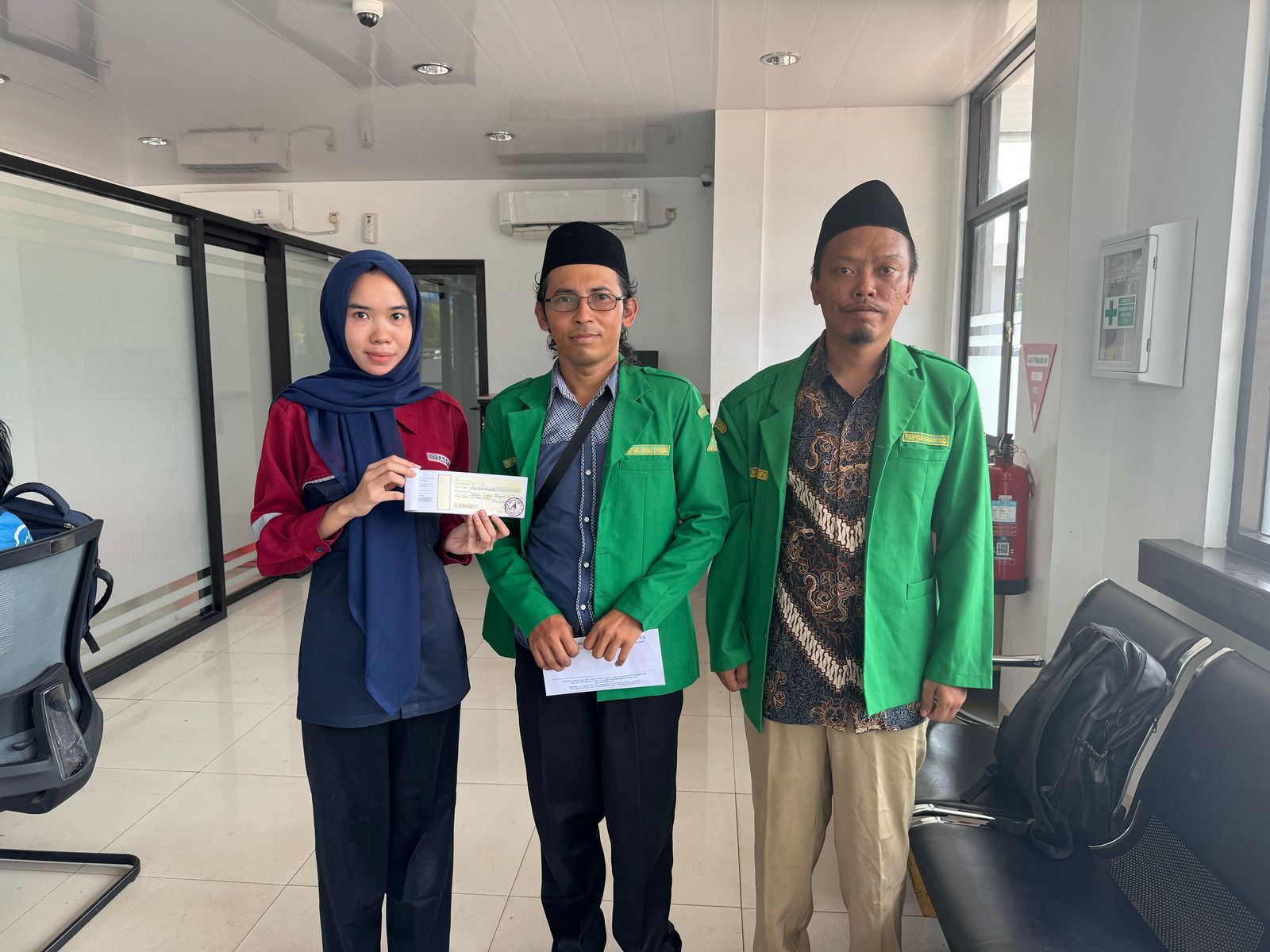 Anak Yatim Bank Sampah GP Ansor Ranting Bojong 