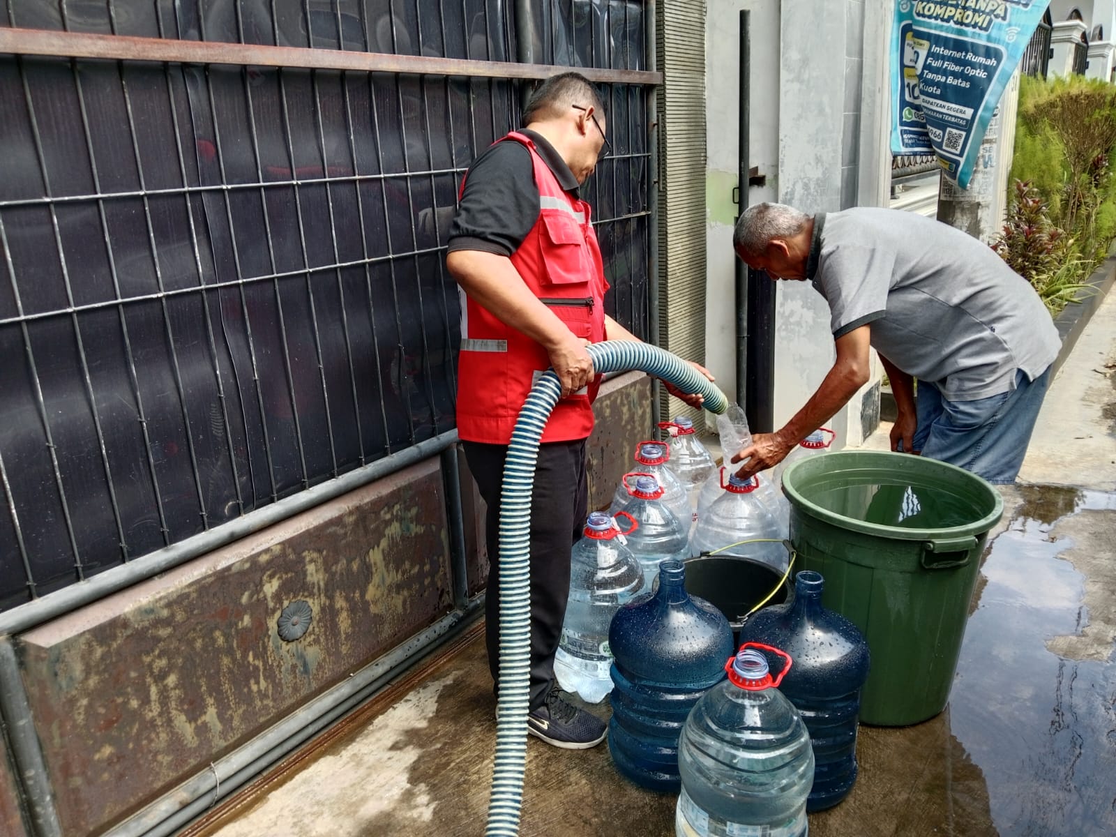 Masyarakat Kurang Mampu di Lingkungan Perusahaan