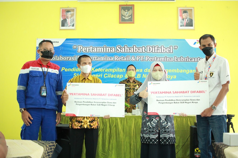 siswa SLB Negeri Kroya