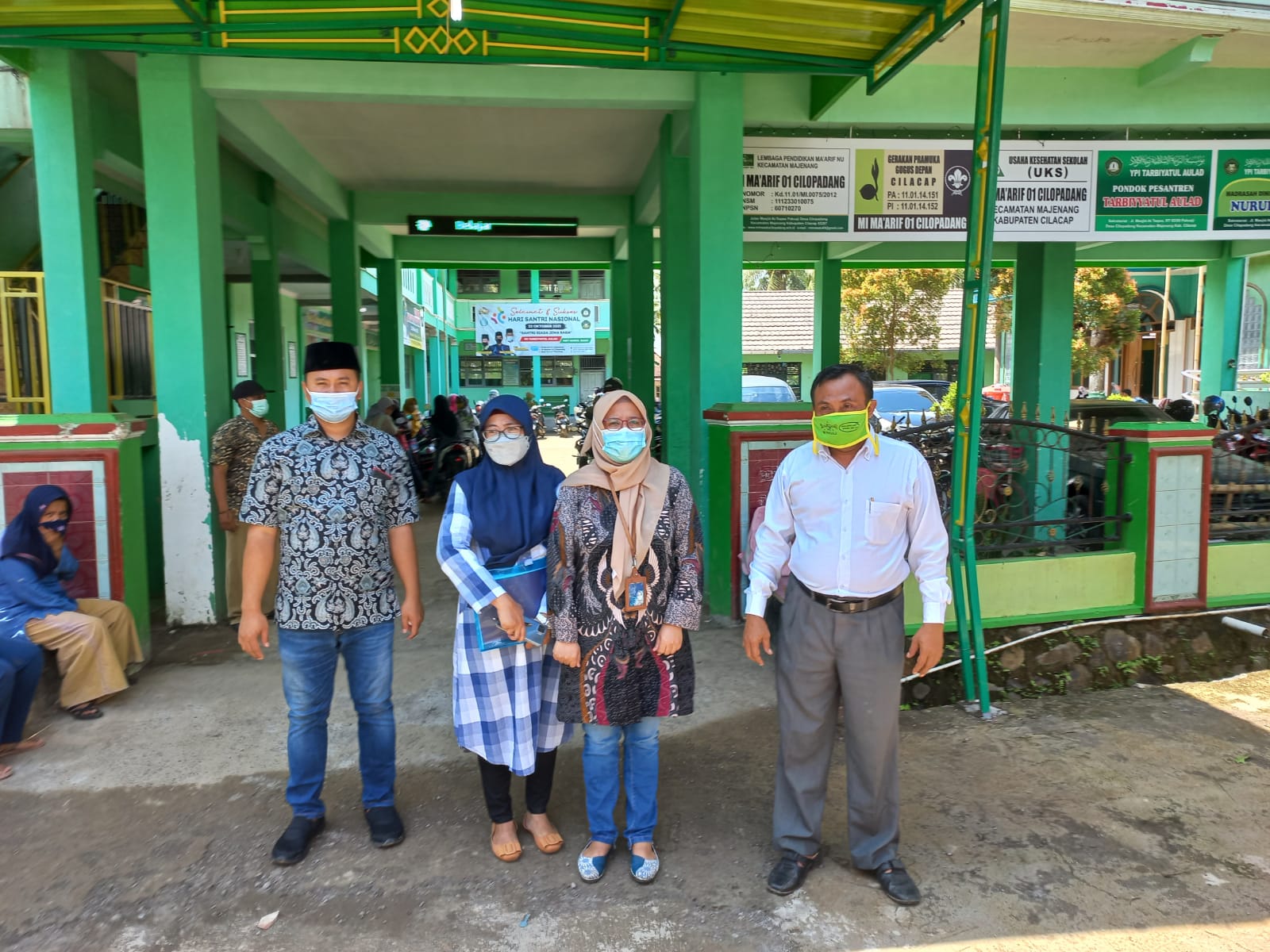 Bantuan Pengadaan ATK dan PC MI Ma'arif 01 Cilopadang