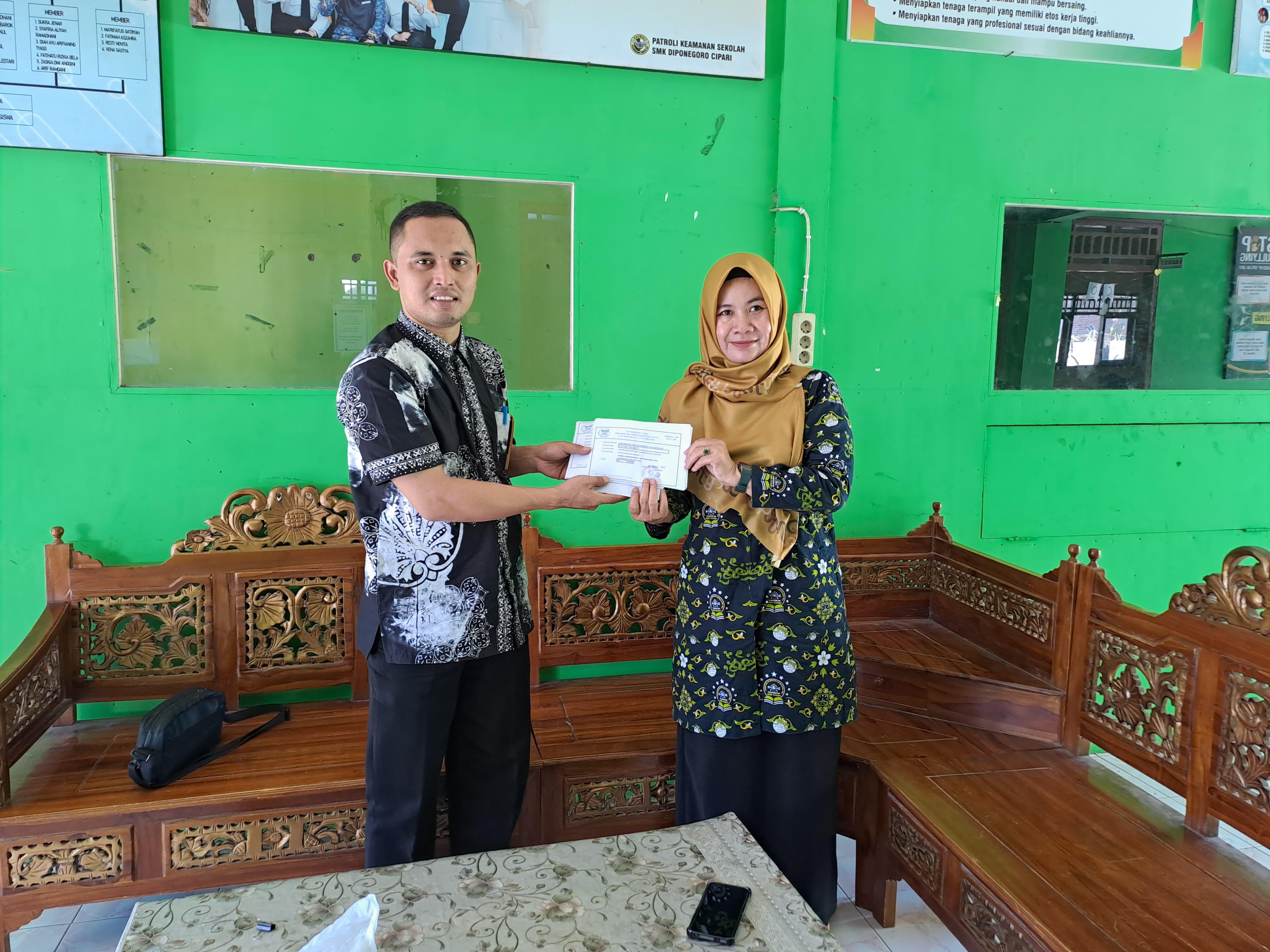 SISWA DAN SISWI DI SMK MIGAS MUHAMMADIYAH JERUKLEGI