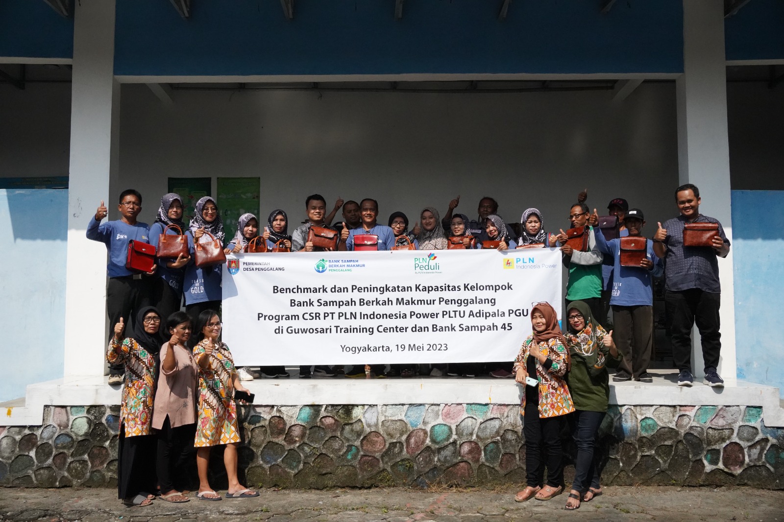 BANK SAMPAH BERKAH MAKMUR DESA PENGGALANG 