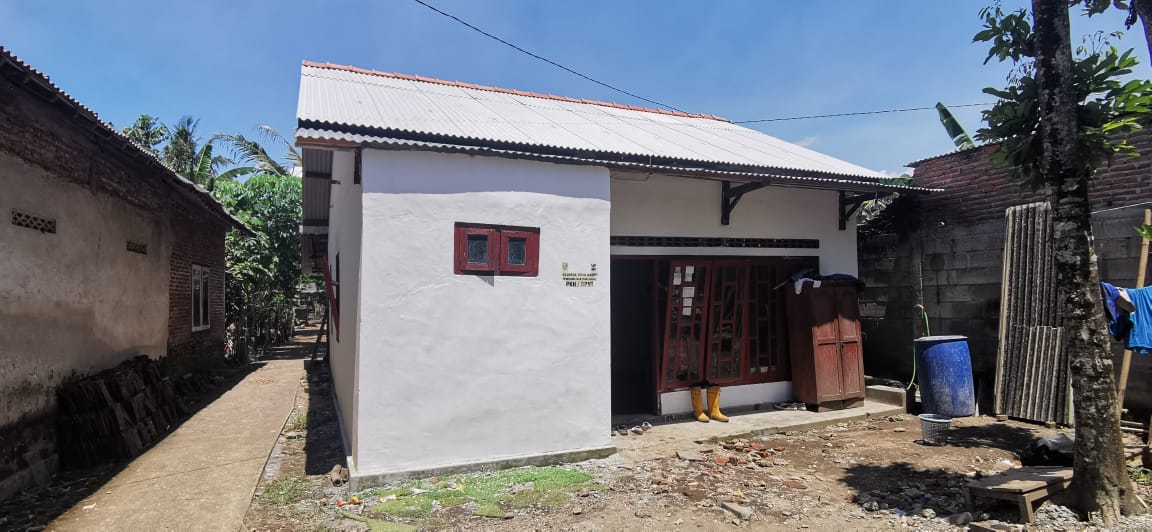 Renovasi Rumah (12 RUMAH)