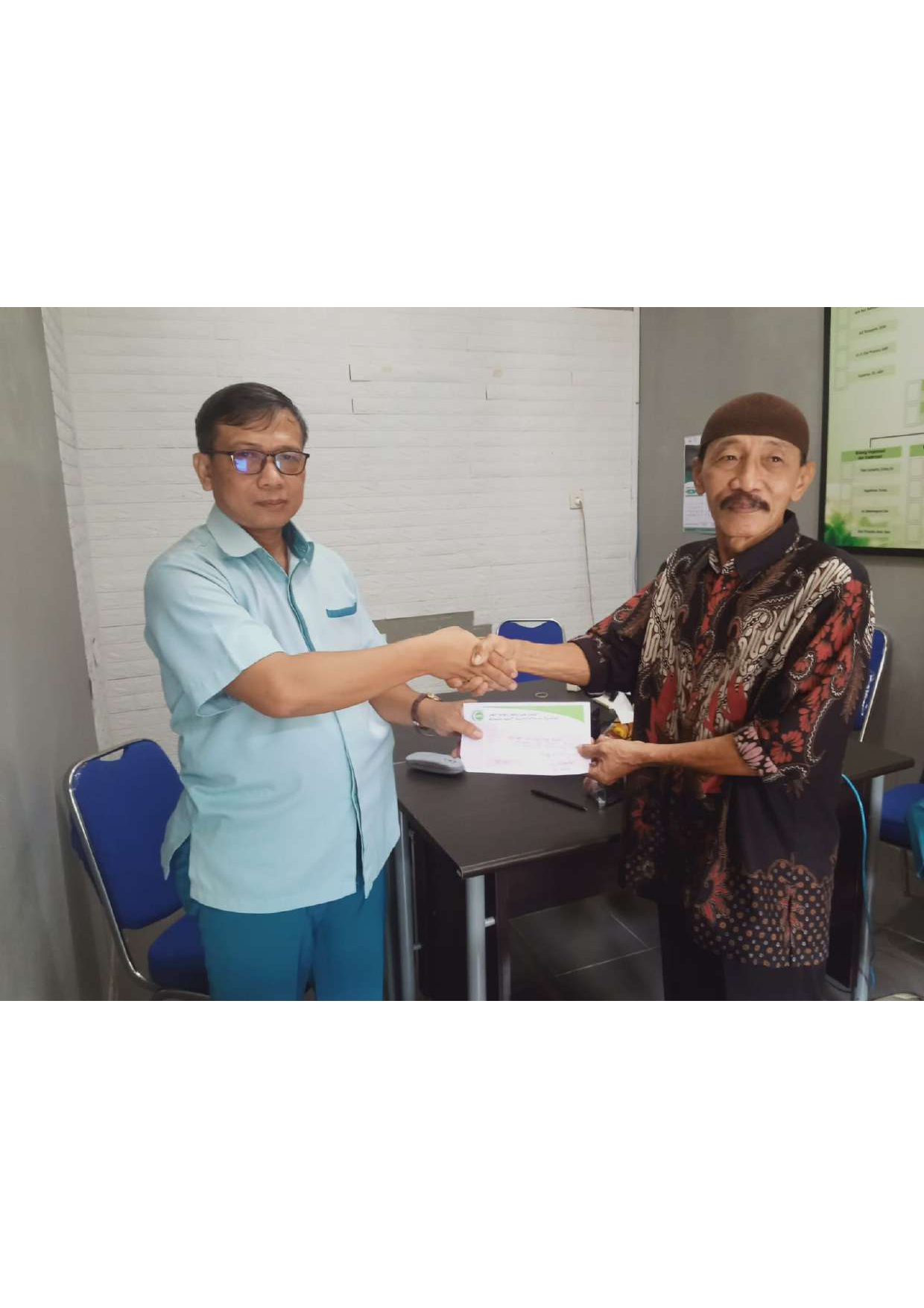 Warga RW 02 Kec. Cilacap Selatan