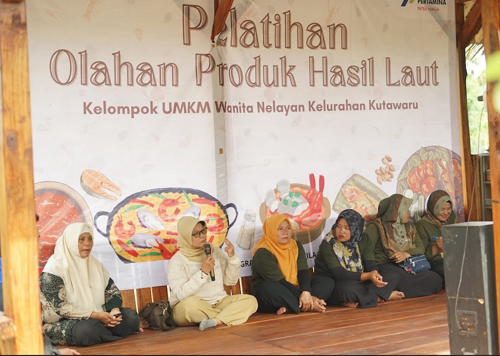 Kelompok rentan yang terdiri dari nelayan dan butuh di Kelurahan Kutawaru. 