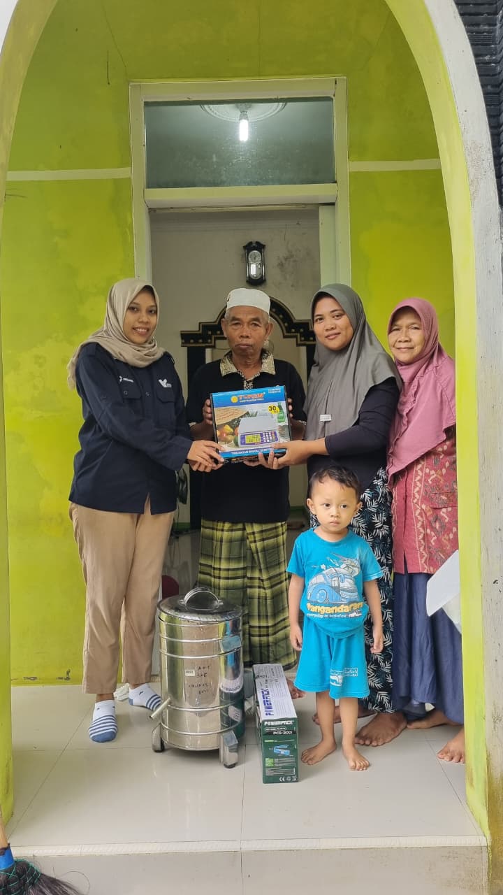 Pokdakan Pur 123 Indah Jaya Desa Sidamukti - Program Bu Petra (Budidaya Perikanan Terintegrasi)