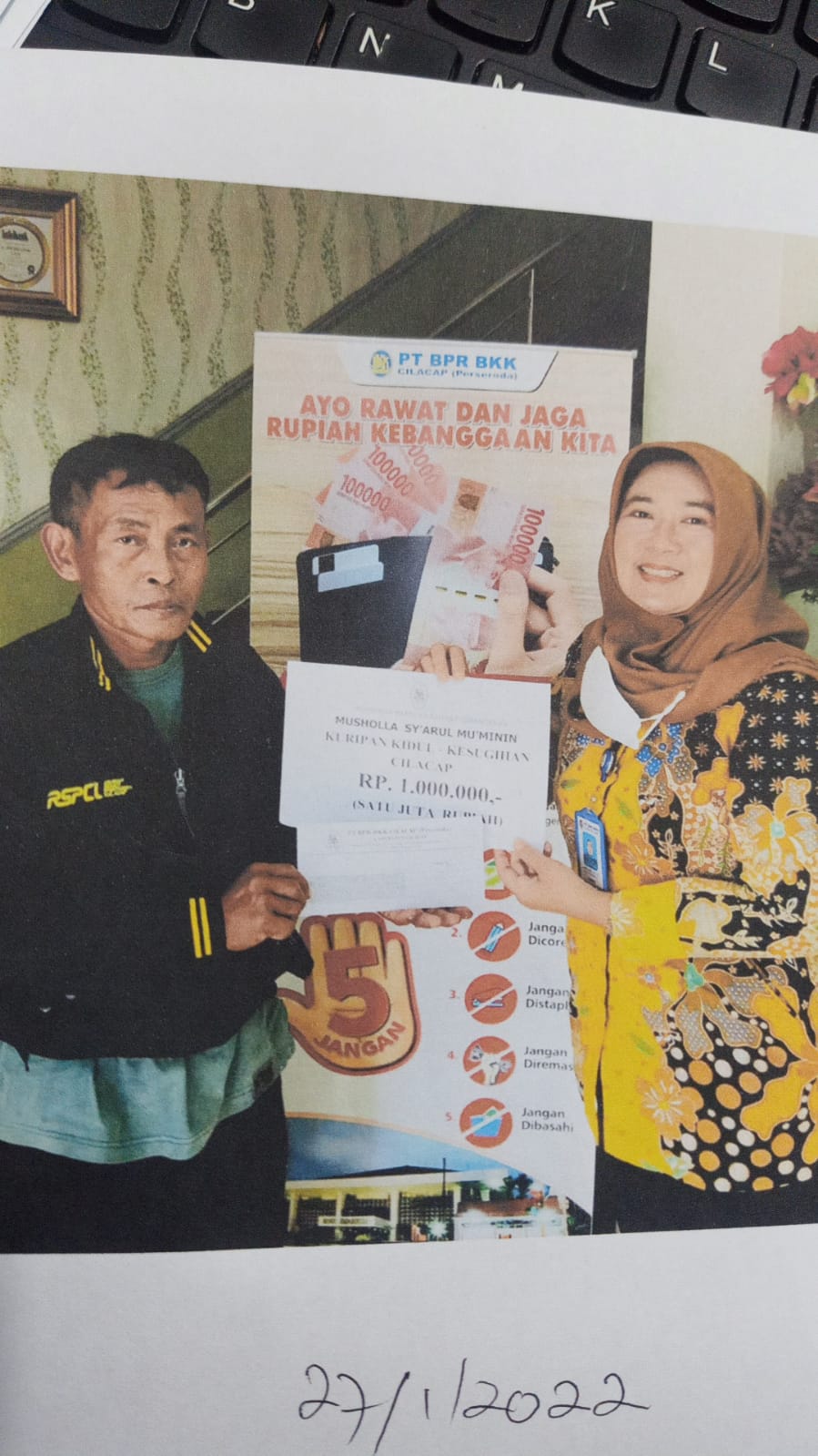 PEMBANGUNAN MUSHOLA SYAIRUL MU'MININ