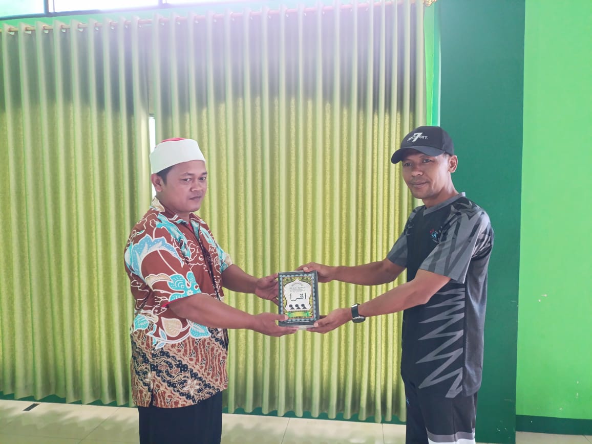 TPQ Al Istiqomah Jl. Jambu No 14 Rt 02 Rw 03 Keluarahan Tambakreja Kabupaten Cilacap 