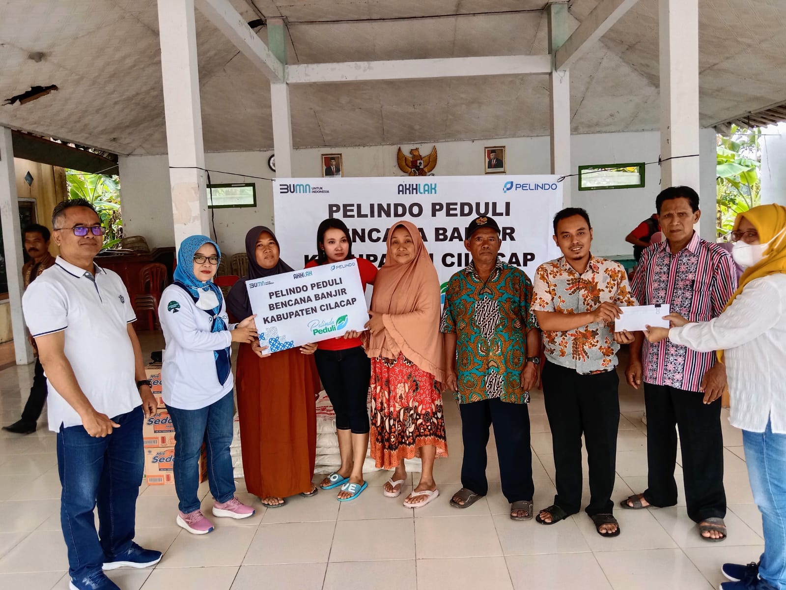 Masyarakat terkena dampak bencana Banjir di desa Kalijeruk Kec. Kawunganten 