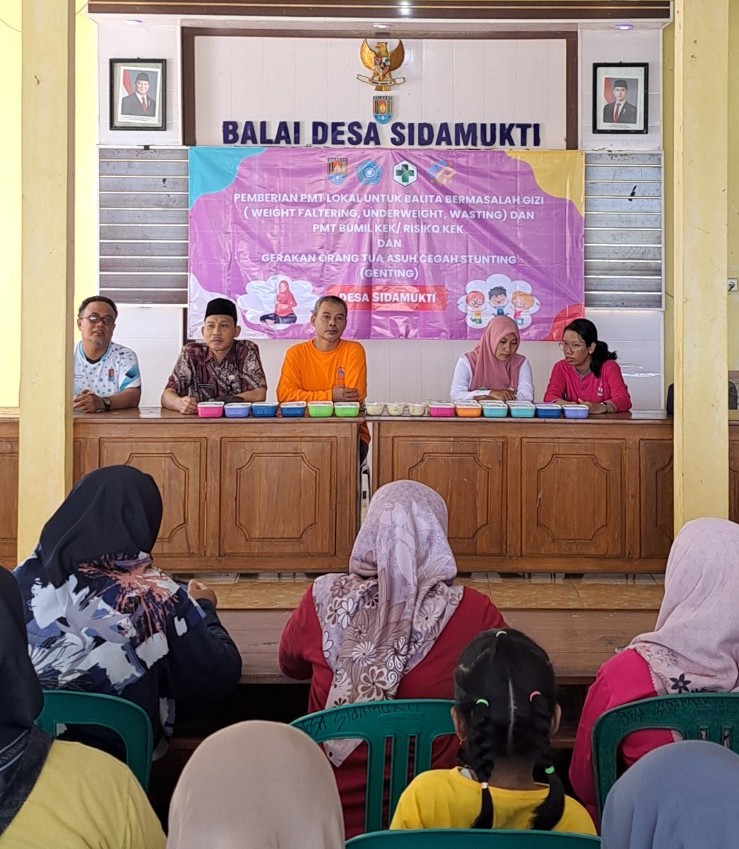 Masyarakat di Desa Patimuan