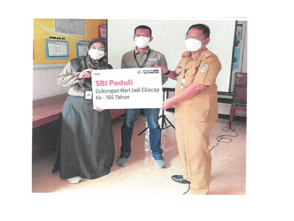 Mayarakat di sekitar pabrik dan tambang SBI Cilacap 