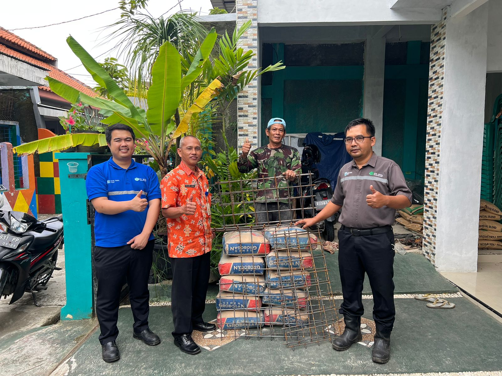 Masyarakat RT 05 RW III Tegalrega Kec. Cilacap Selatan