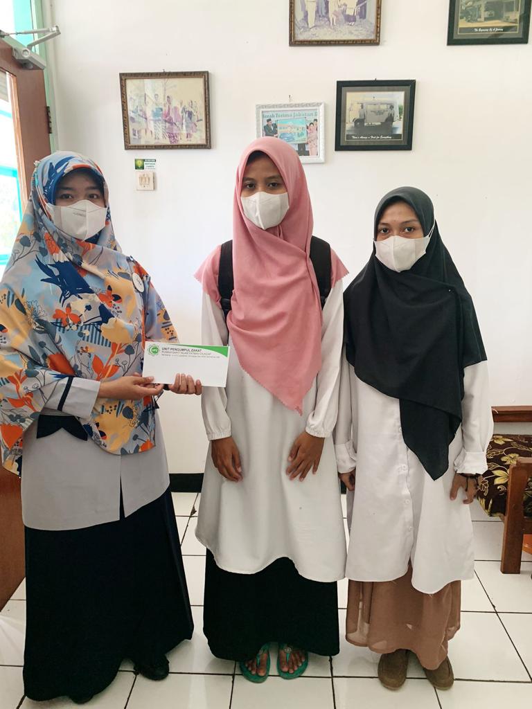 Pondek Pesantren Al Fatah Jayanihim Donan