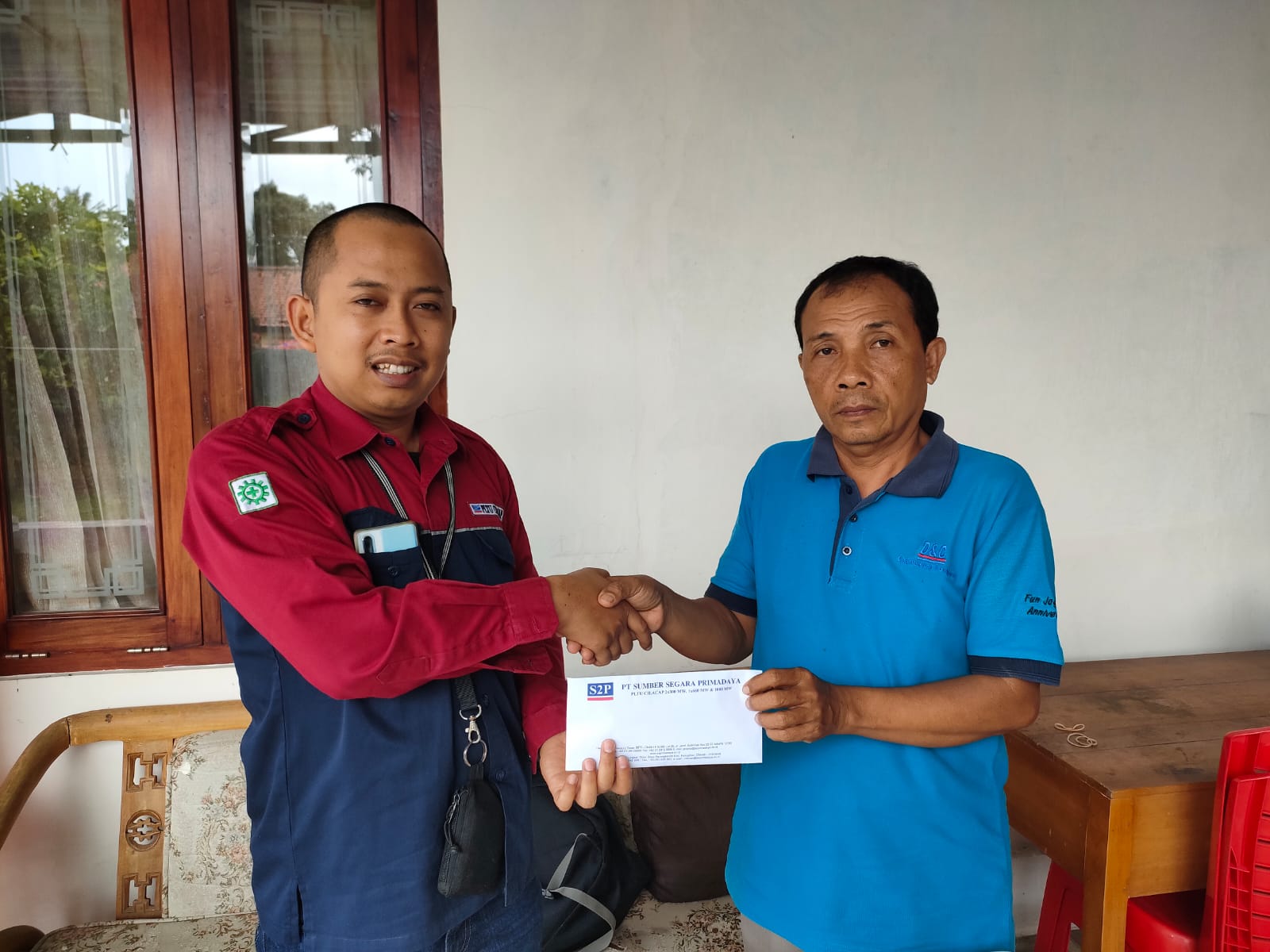 Masyarakat Desa Karangkandri, Desa Menganti, dan Desa Slarang