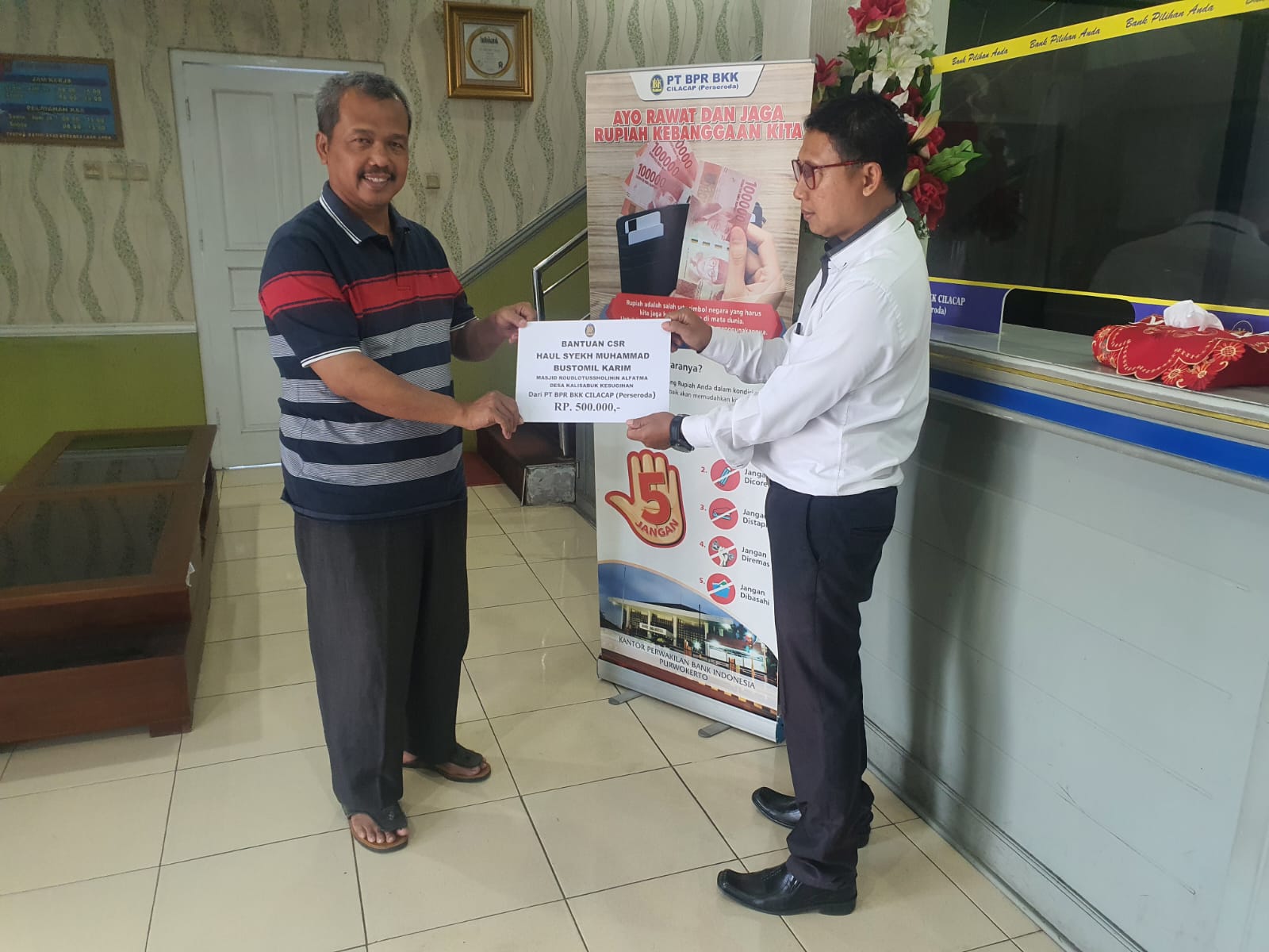 Syek Muhammad Bustomul Desa Kalisabuk Kesugihan