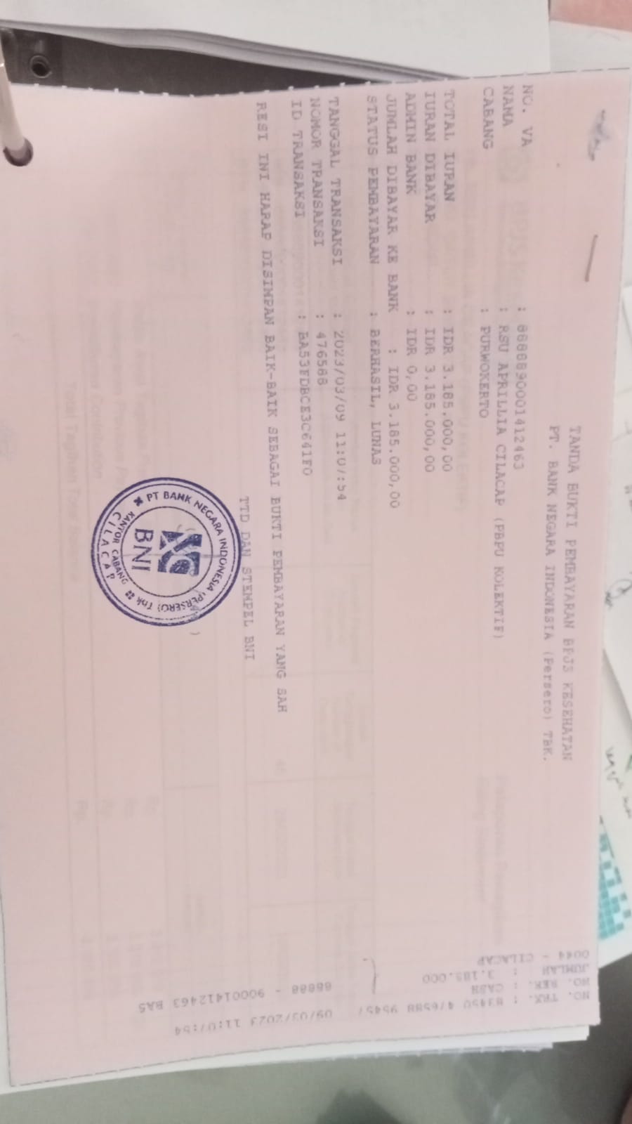 Warga Kecamatan Cilacap Tengah sekitar RSU Aprillia