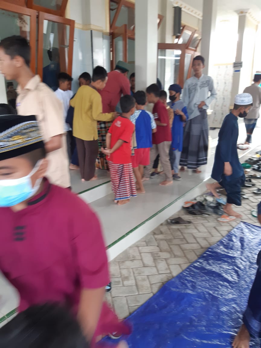 5 masjid sekitar Klinik Annur Cilacap