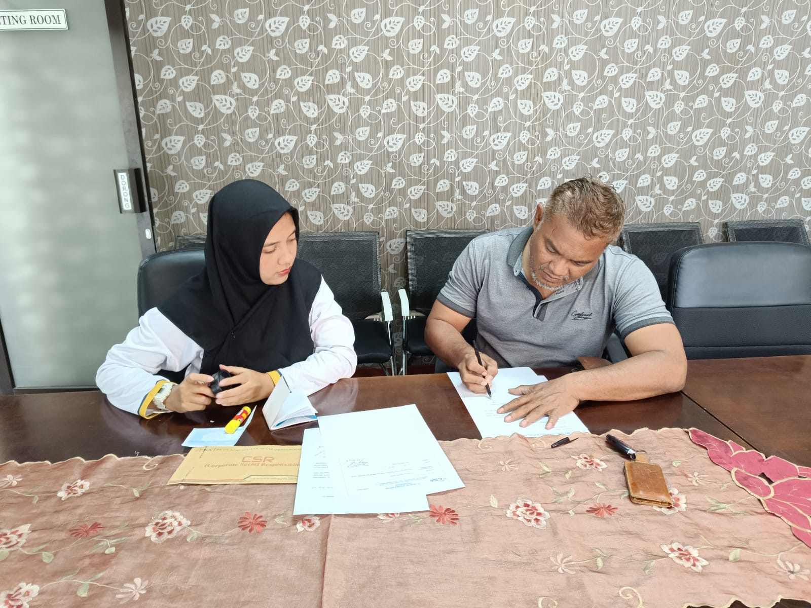 Panitia peringatan HUT RI ke 79 di RW 07 Kelurahan Mertasinga Kabupaten Cilacap 
