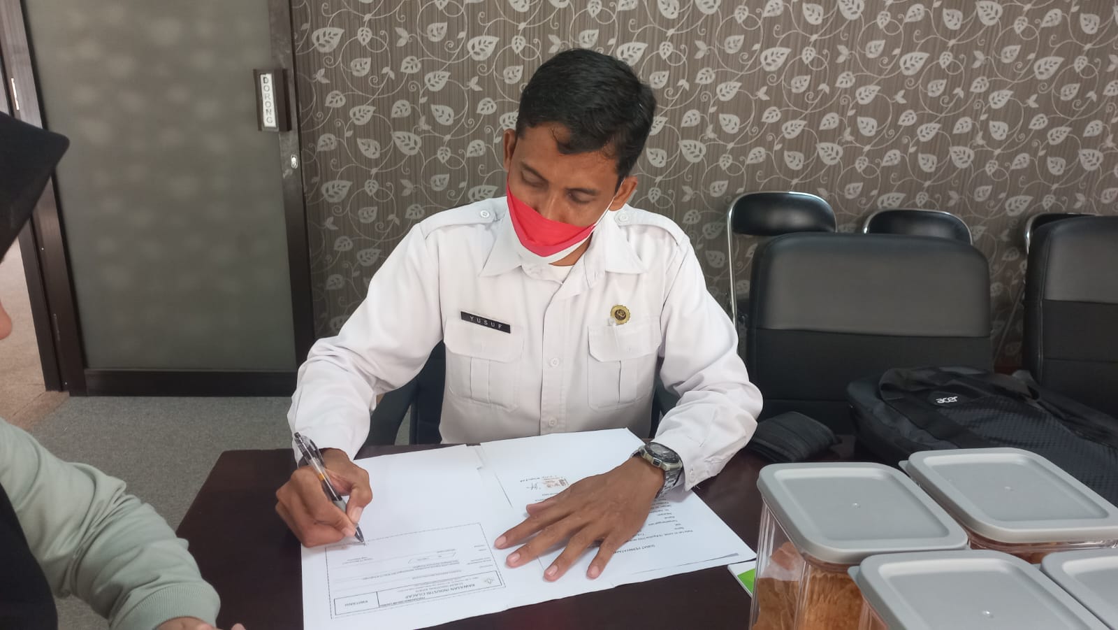 Warga Desa Menganti Desa Kesugihan 