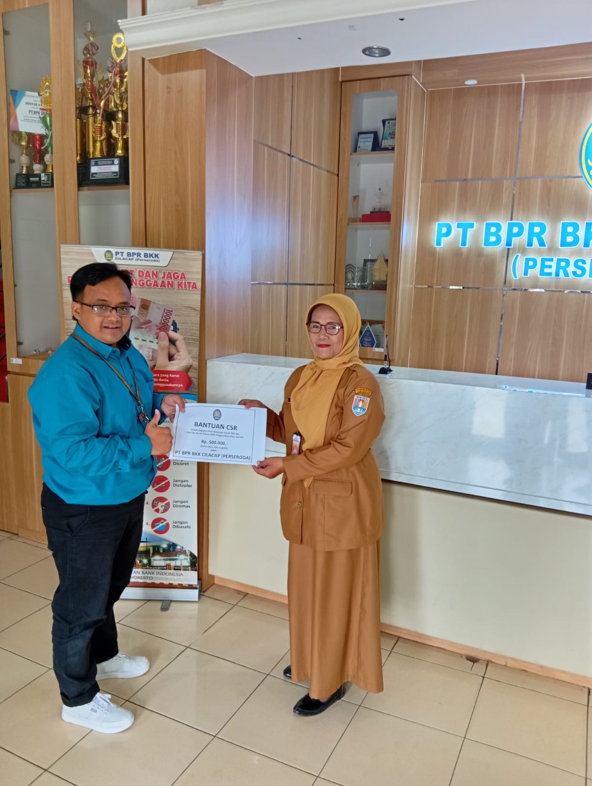 Panitia Hari Kesatuan Gerak PKK Dan Hari Ibu Ke-97 Tahun 2025 Tingkat Kelurahan Gumilir