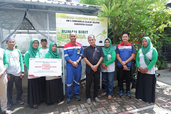 Kelompok Wanita Tani Kebonsayur Makmur Tambakreja Cilacap Selatan
Rumah Bibit Bersama Proklim RW 5 Tambakreja