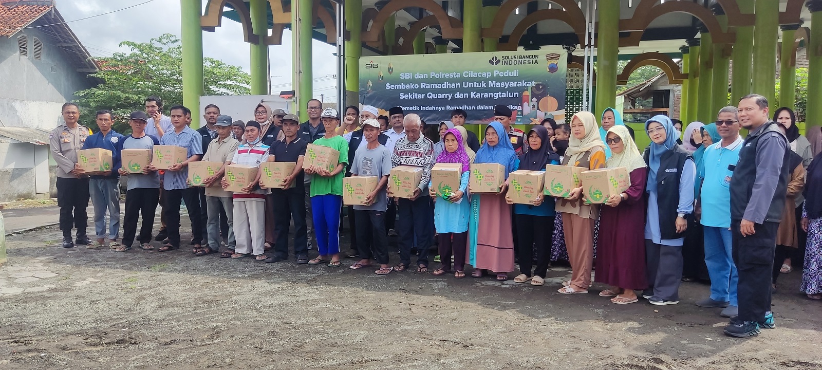 Warga Tritih Lor dan Karangtalun 