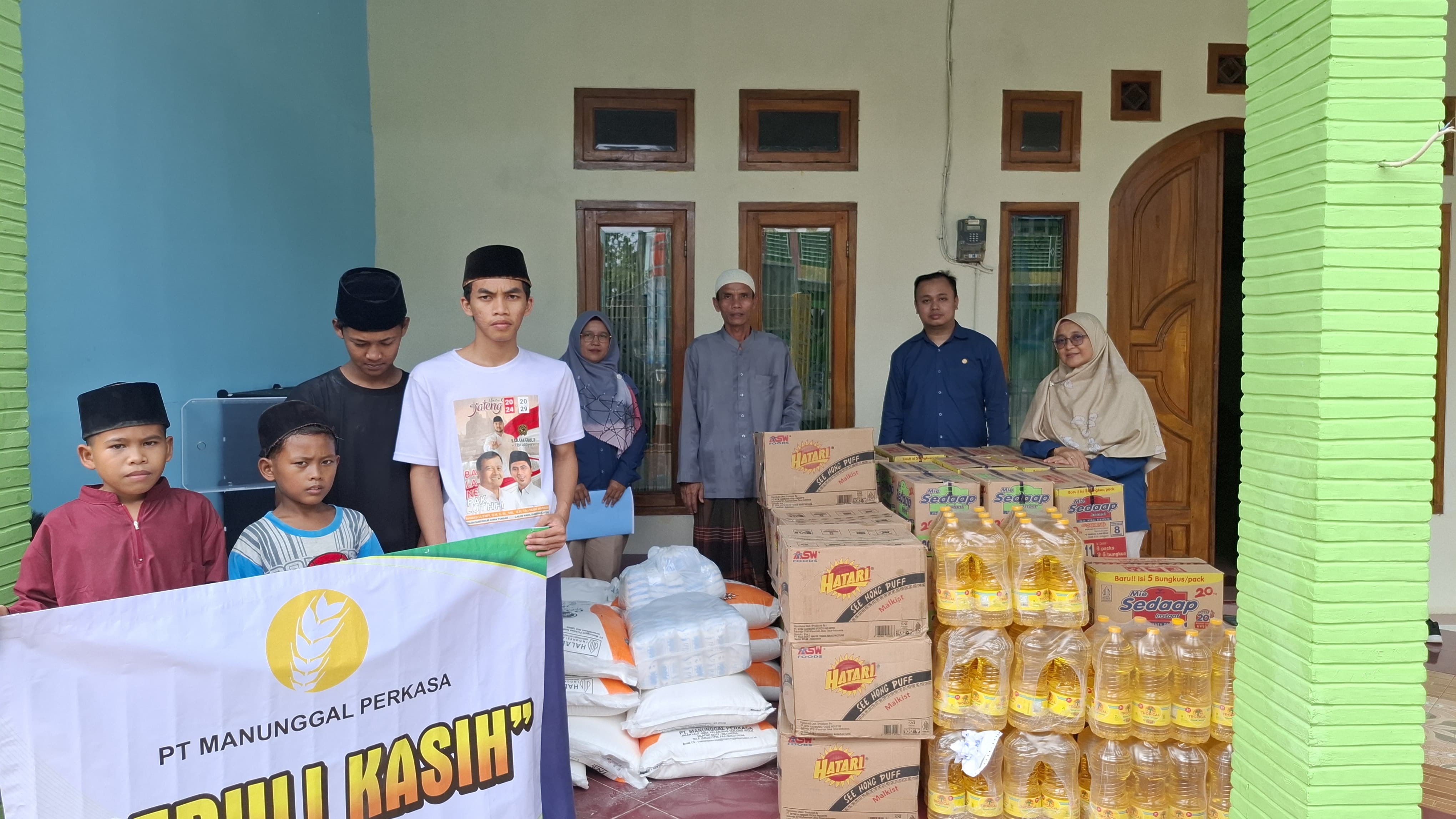 Anak penghuni panti asuhan  Tarbiyatul Aulaad Cilacap Selatan