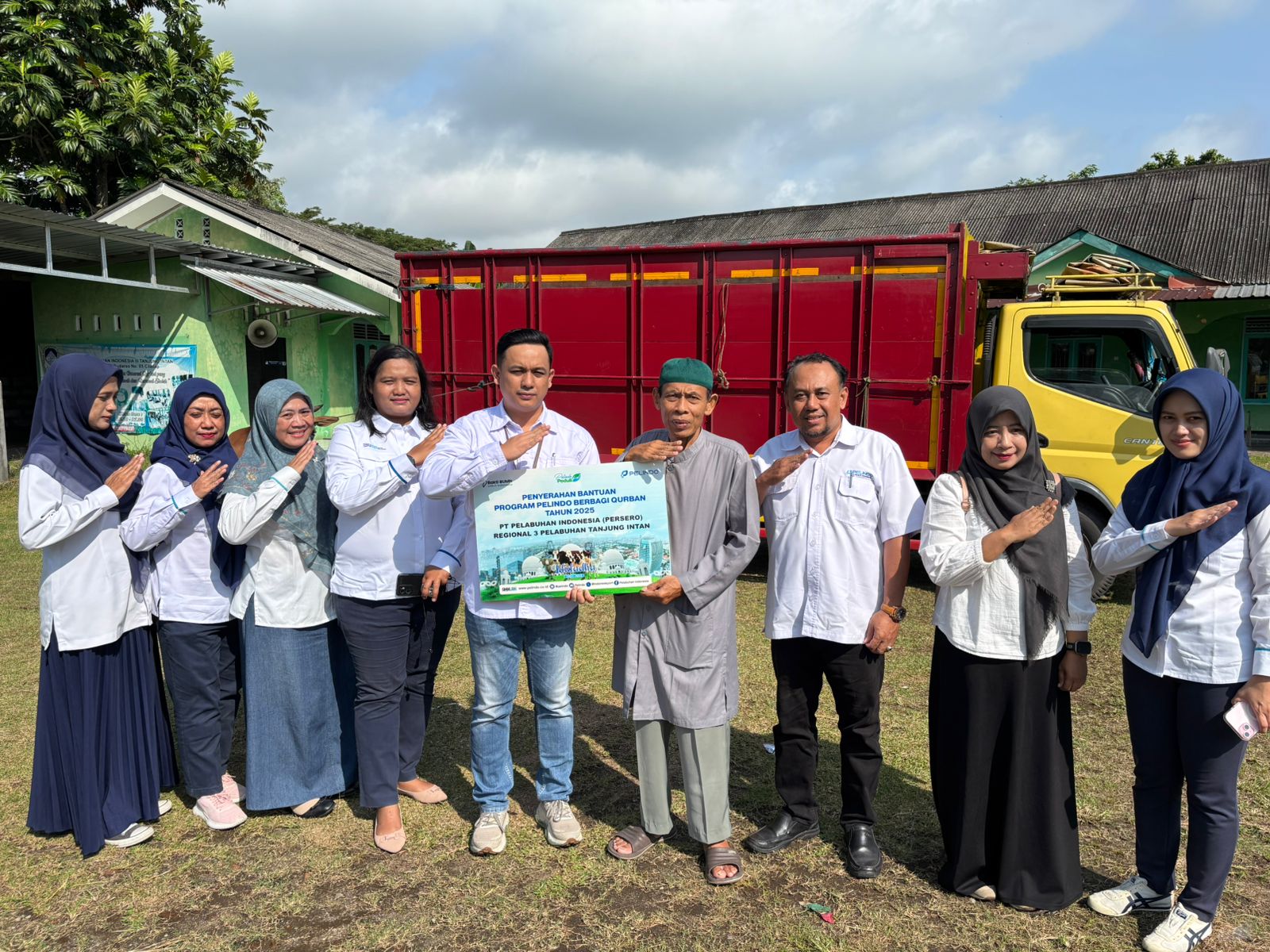 Masjid Nuurul Bahri Pelabuhan Tanjung Intan