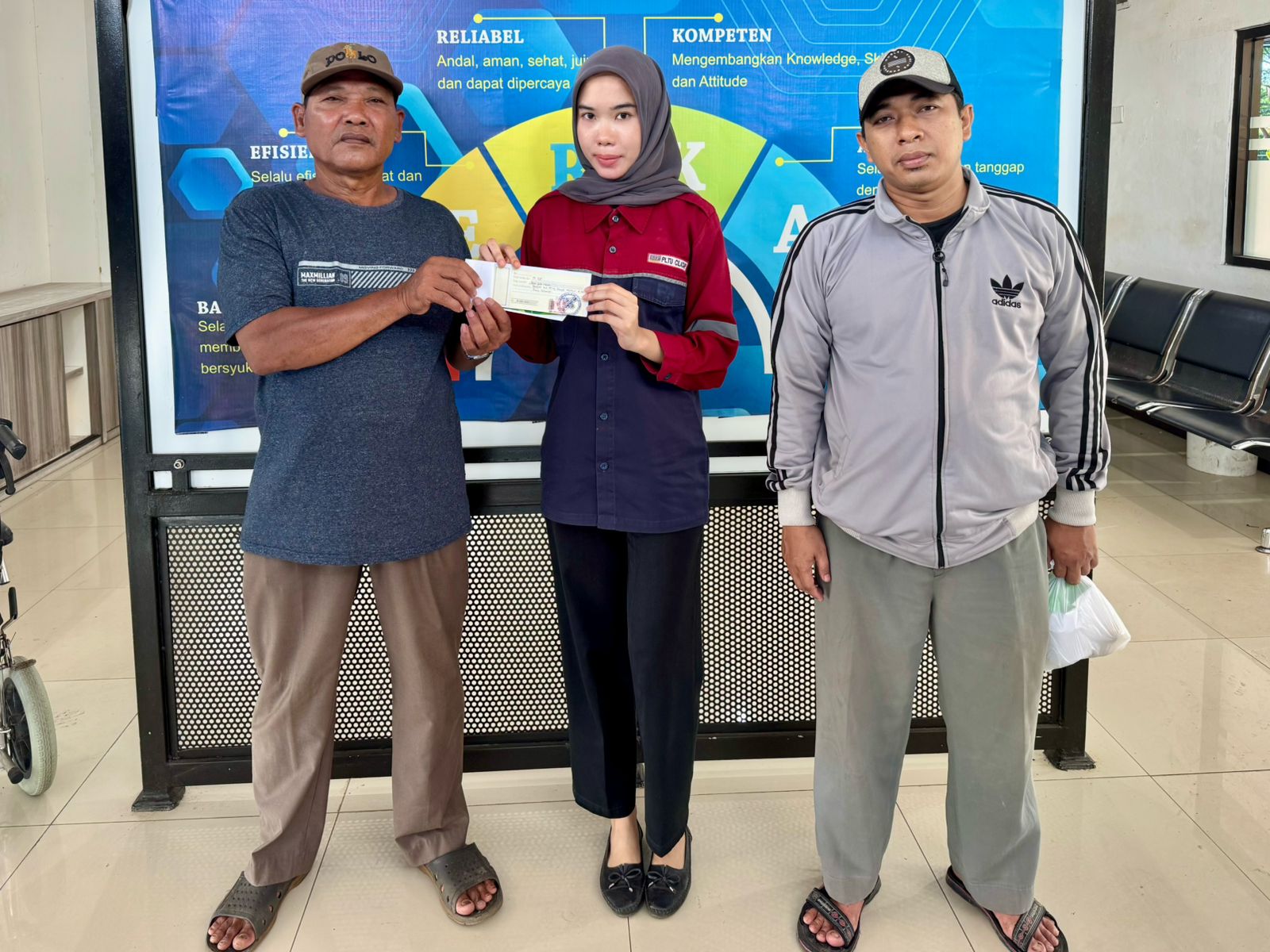 Masjid Miftahul Huda Semampir