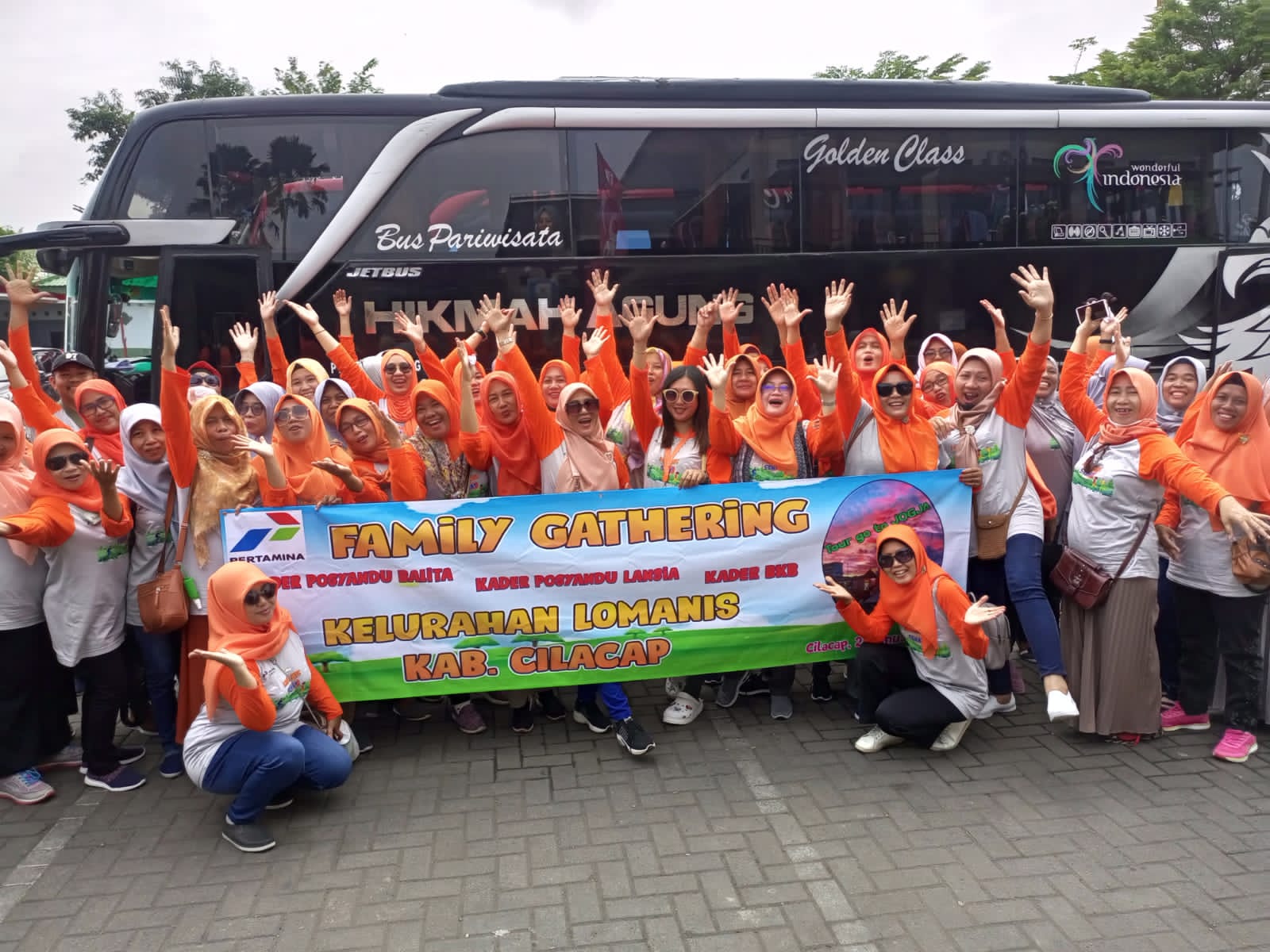 Kader Posyandu & Perangkat Kelurahan Lomanis