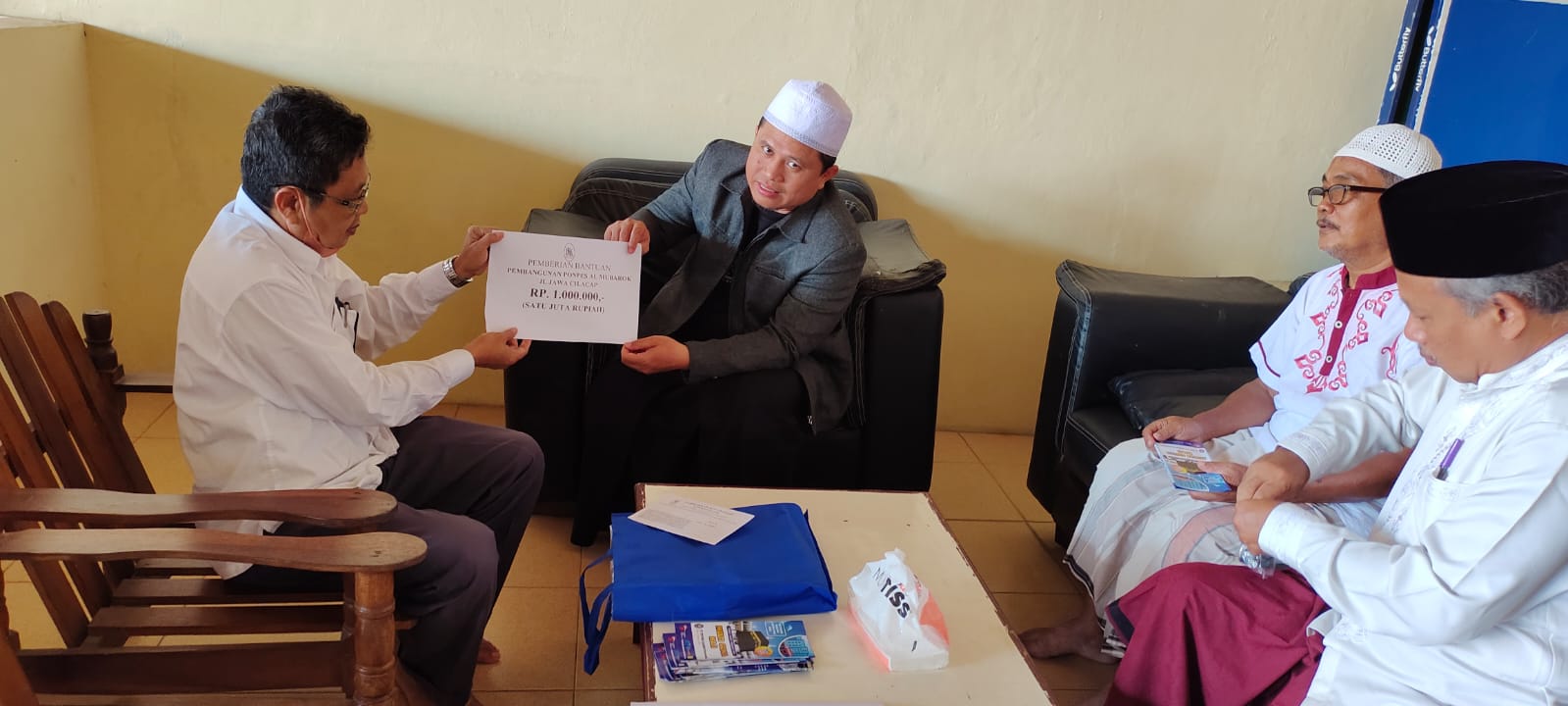 POPES AL MUBAROK JL. JAWA GUNUNGSIMPING CILACAP TENGAH 