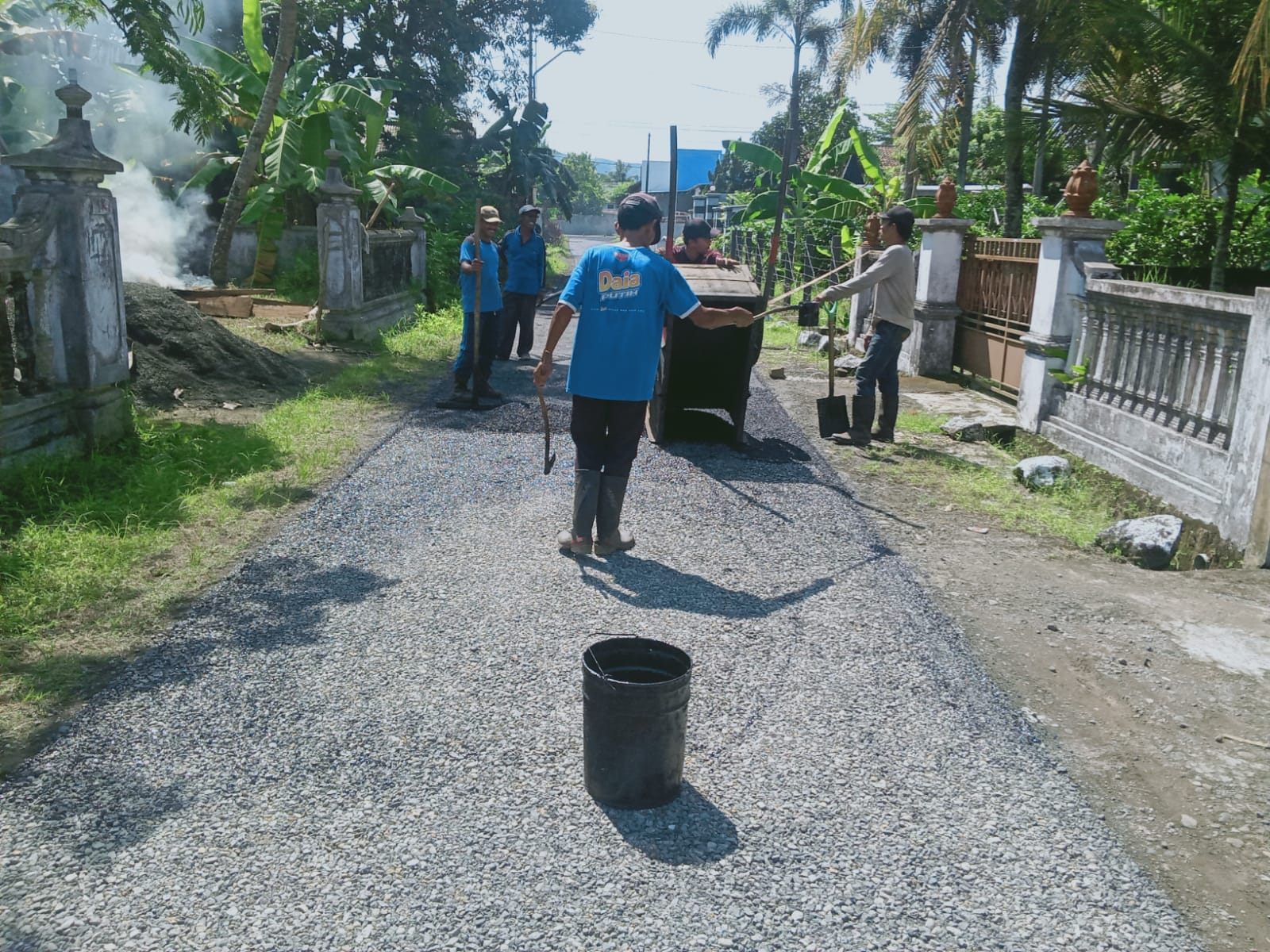 Bantuan Peningkatan Pengaspalan Jalan Wilayah Sampang Kidul